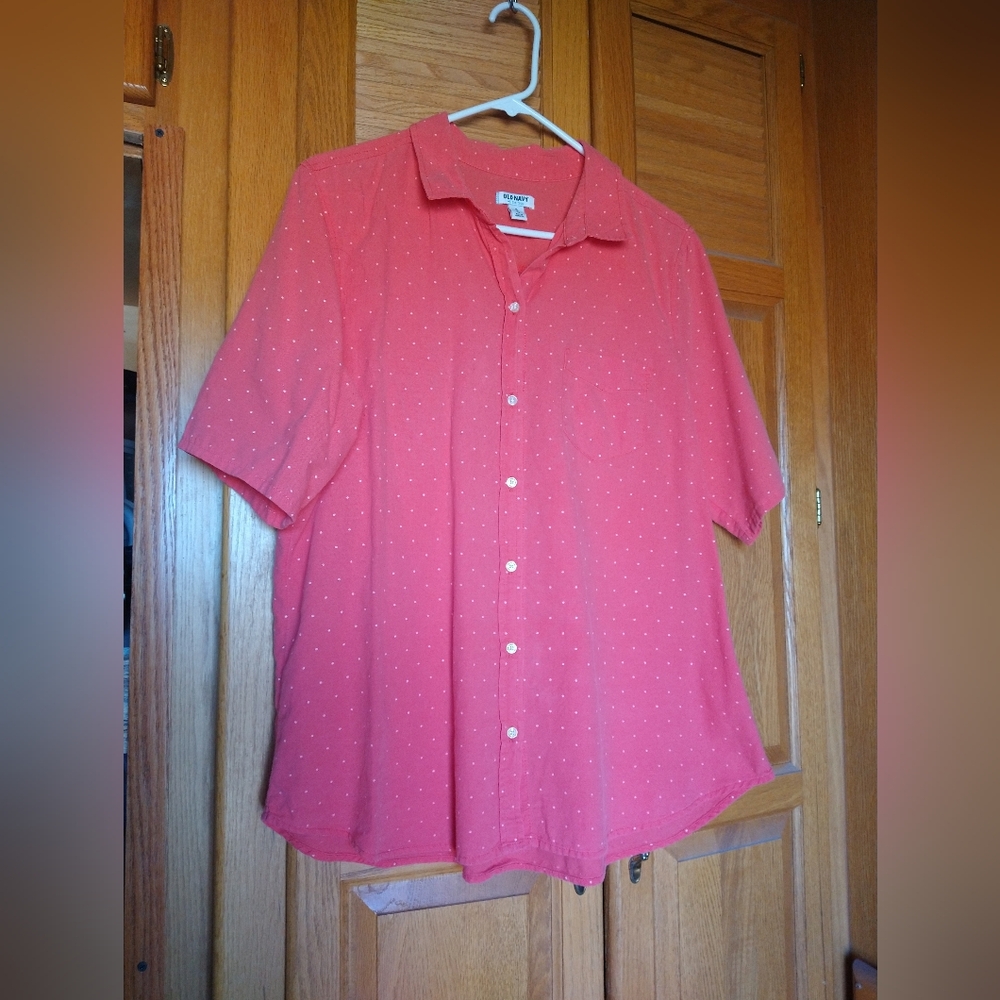 Old Navy Women's XL Button Up Shirt